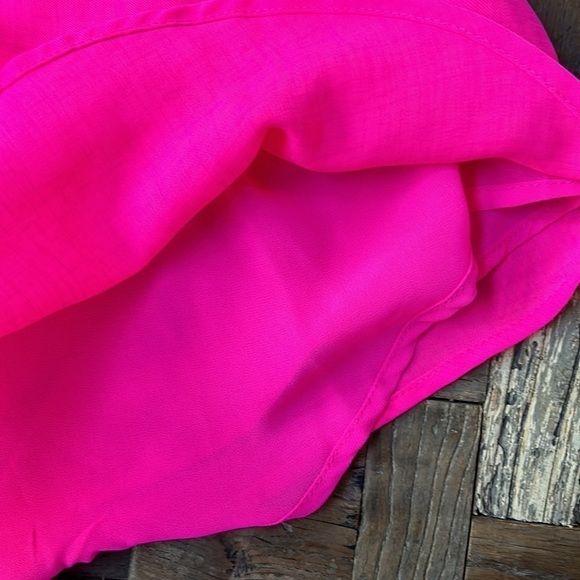 Pants Store Hot Pink Sleeveless Top - Picture 6 of 9
